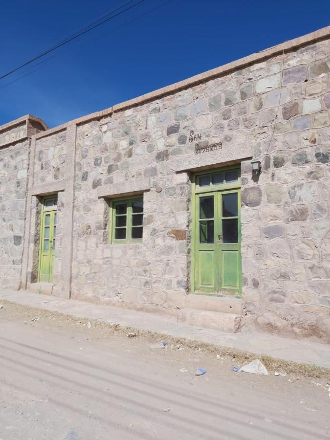 Villa San Silvestre - casa con patio y parrilla Tilcara Exterior foto