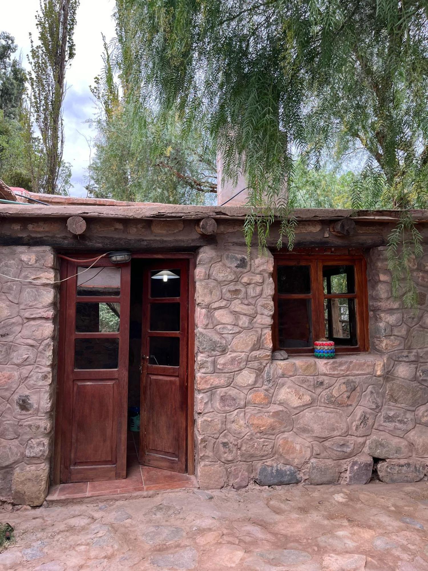 Villa San Silvestre - casa con patio y parrilla Tilcara Exterior foto